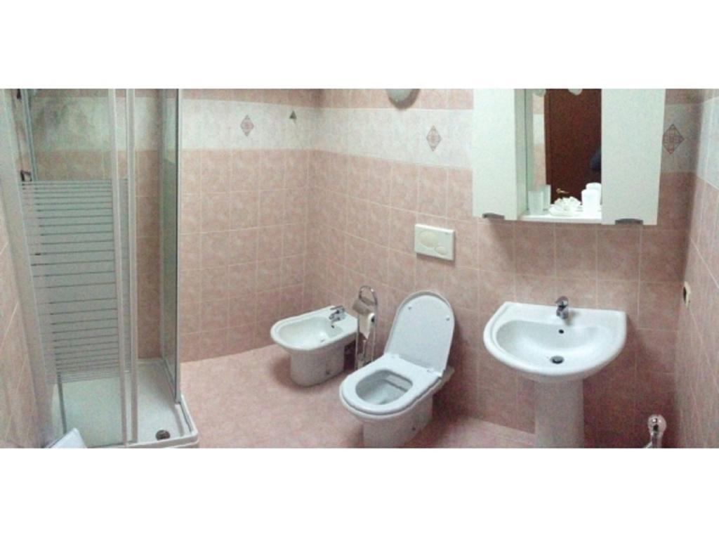 Apartmán Casa Lavoro Vancanza Castelnuovo del Garda Pokoj fotografie